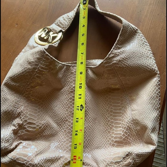 Micheal Kors slouchy Fulton handbag - Picture 5 of 6